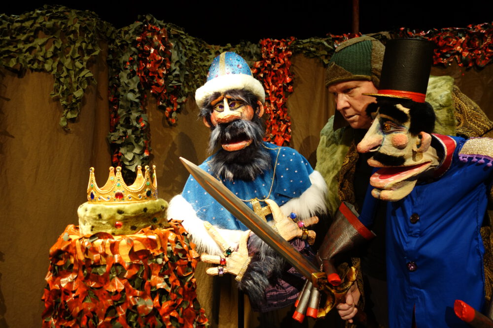 Stuffed Puppet Theatre (NL) Ubu Verrückt, einfach so Macht zu haben